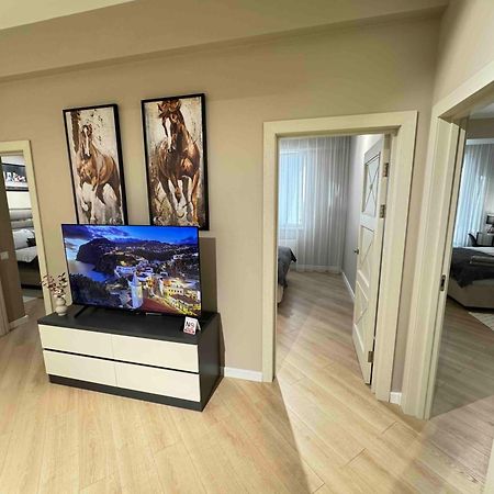 Rentnow Modern Business Apartment With 3 Bedrooms In Centre Кишинёв Экстерьер фото