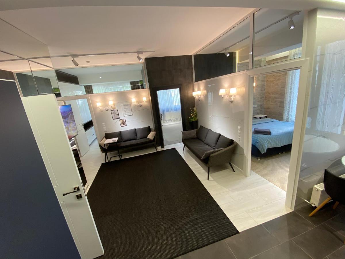 Rentnow Modern Business Apartment With 3 Bedrooms In Centre Кишинёв Экстерьер фото