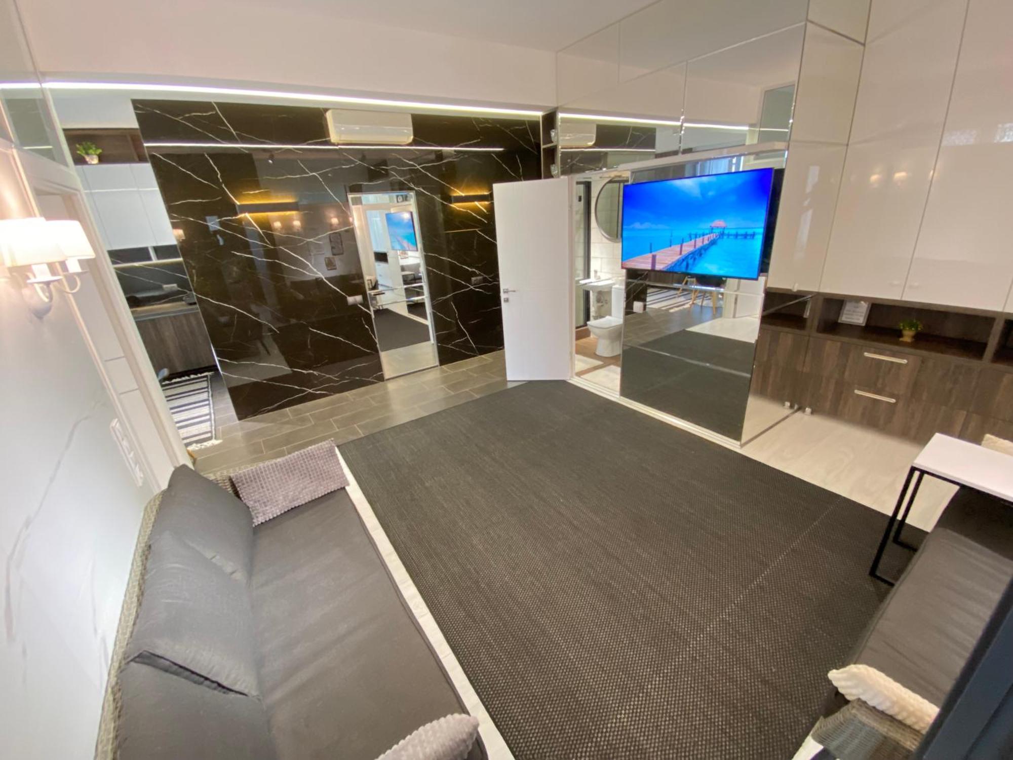 Rentnow Modern Business Apartment With 3 Bedrooms In Centre Кишинёв Экстерьер фото