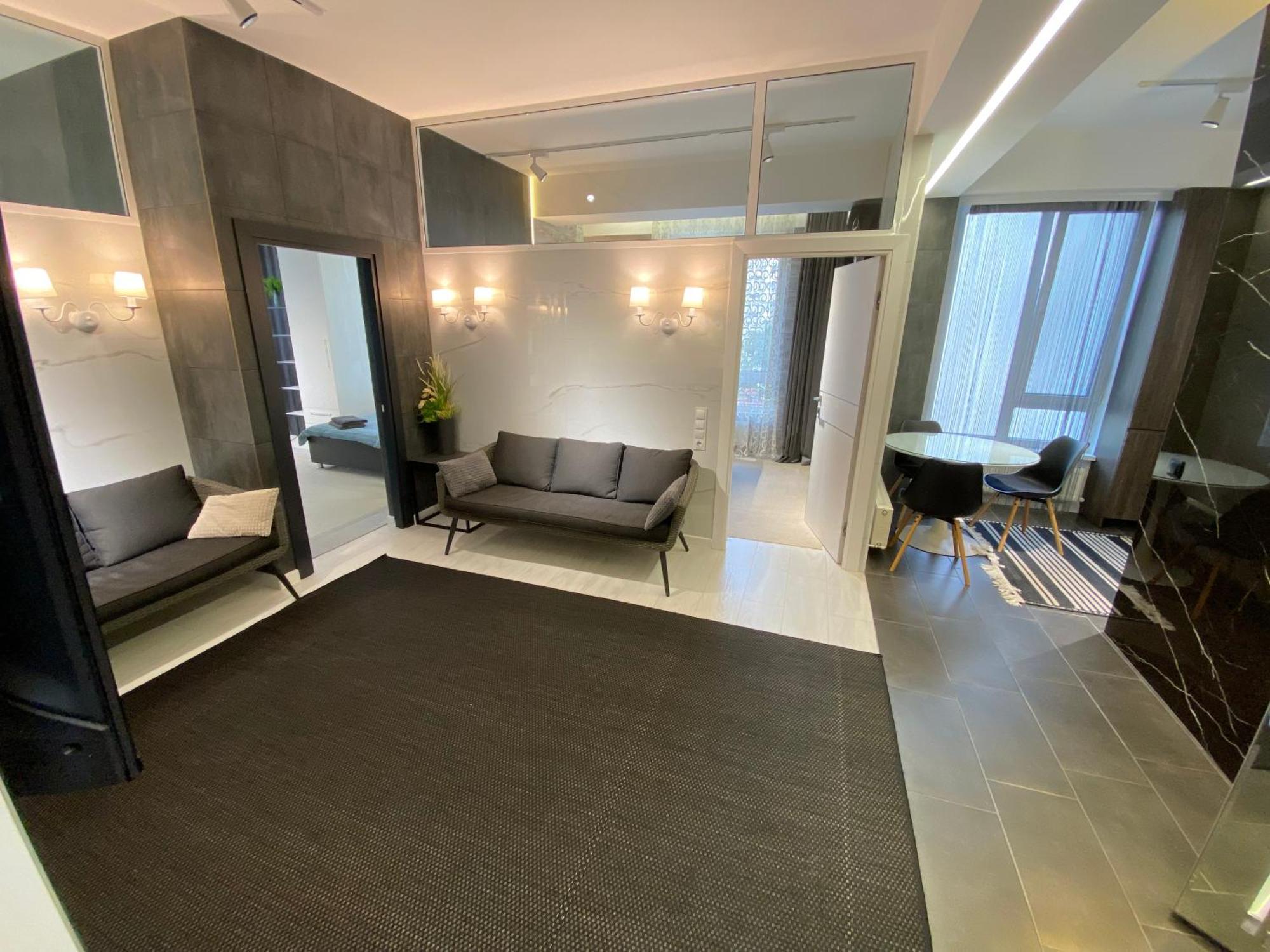 Rentnow Modern Business Apartment With 3 Bedrooms In Centre Кишинёв Экстерьер фото