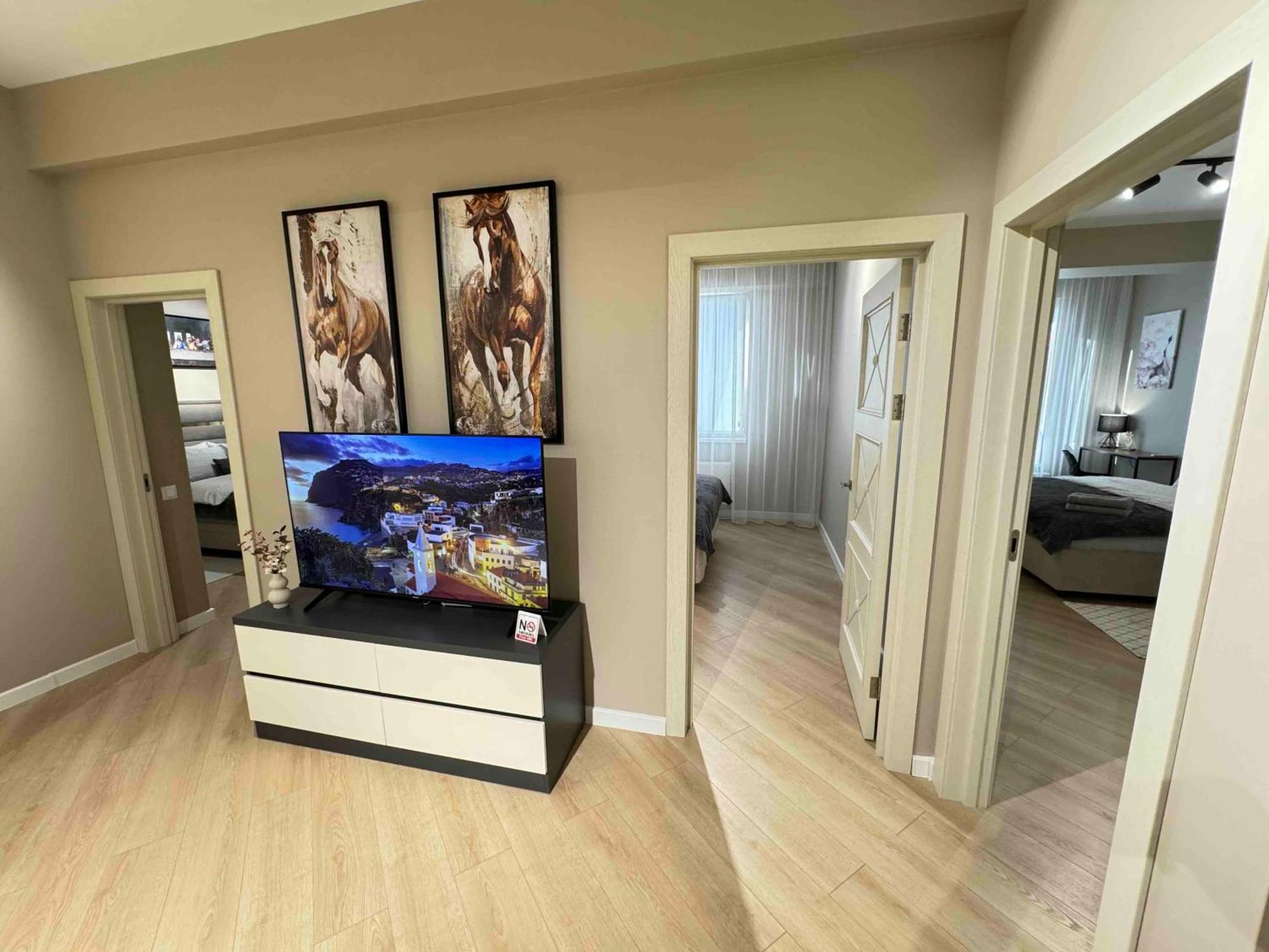 Rentnow Modern Business Apartment With 3 Bedrooms In Centre Кишинёв Экстерьер фото