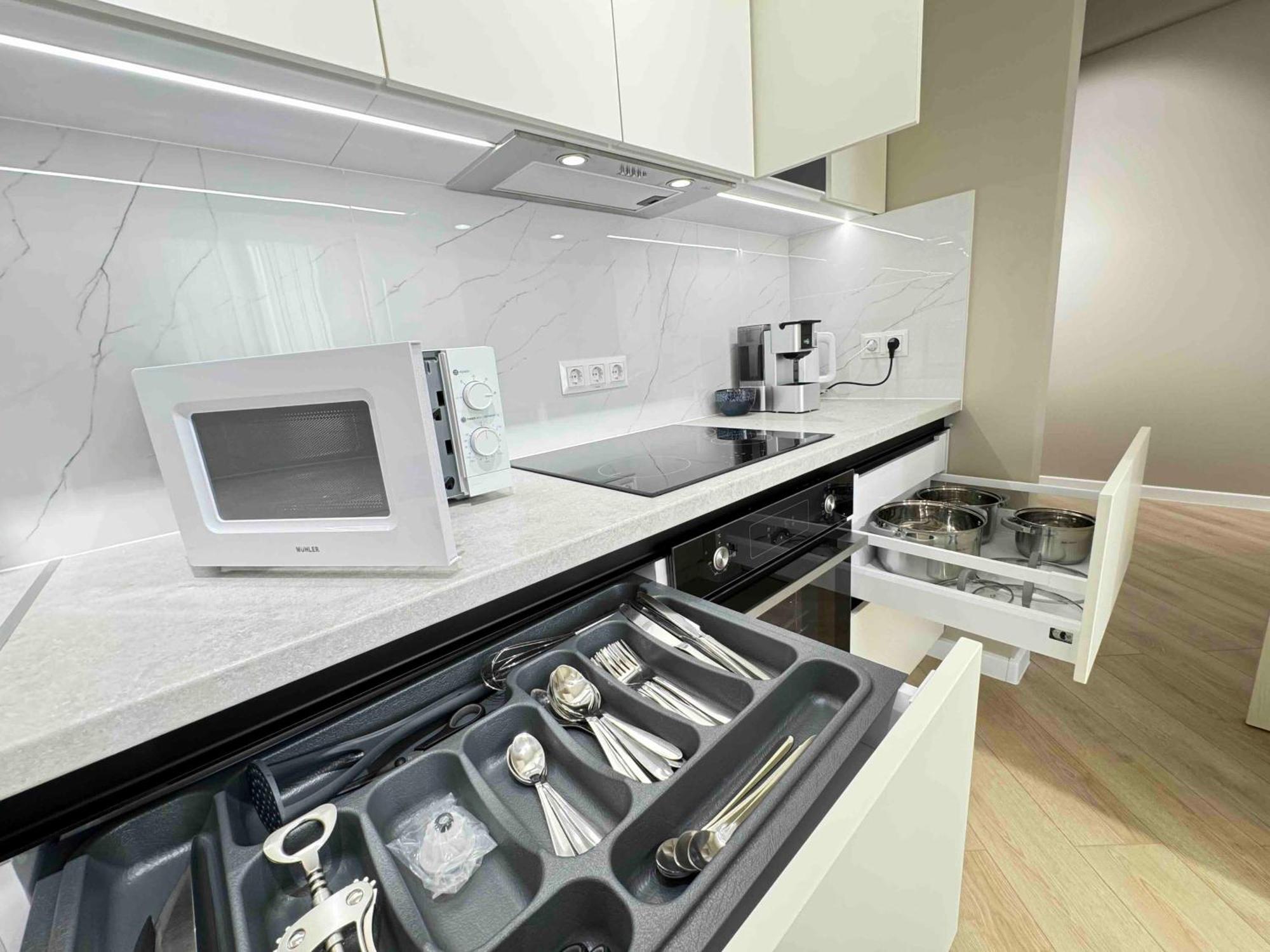 Rentnow Modern Business Apartment With 3 Bedrooms In Centre Кишинёв Экстерьер фото