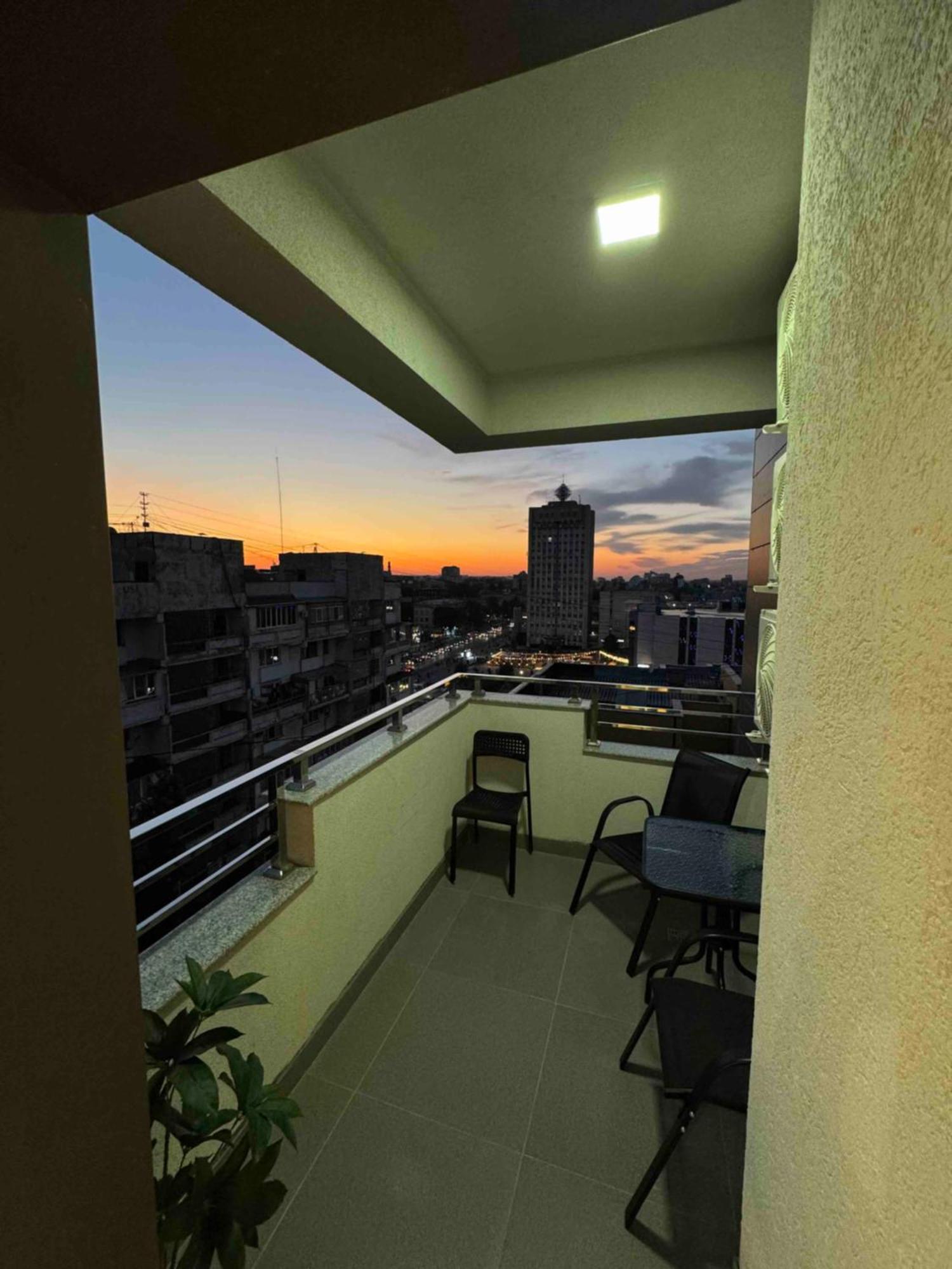 Rentnow Modern Business Apartment With 3 Bedrooms In Centre Кишинёв Экстерьер фото